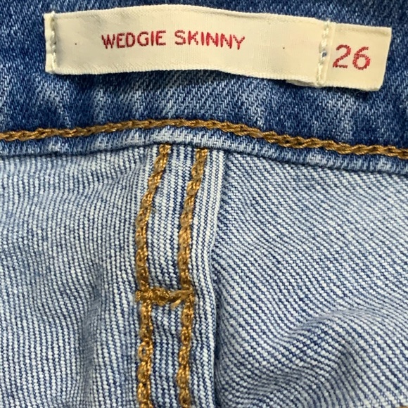 Levi’s Button-fly Wedgie skinny cropped raw hem Highrise sz26 - Picture 9 of 9
